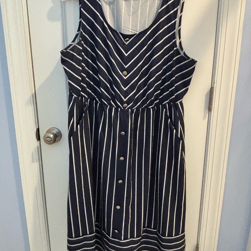 BloomChic Navy and White Button-Down Midi Dress